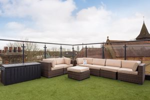 Roof terrace- click for photo gallery